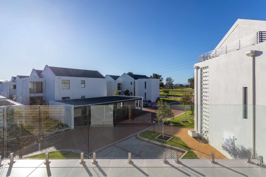 1 Bedroom Property for Sale in Val De Vie Estate Western Cape